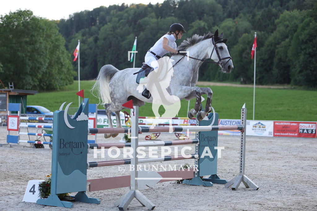 0P6A8567 | Willkommen bei Brunnmayr - Design & Fotografie – Ihrem Spezialisten für Reitturniere und Pferdeveranstaltungen in Oberösterreich, Salzburg und Bayern! Seit über 17 Jahren sind wir leidenschaftlich dabei.