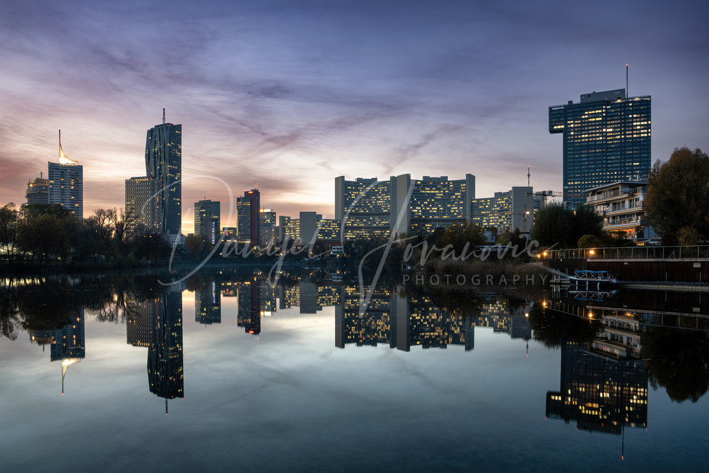 Donaucity | Die Donaucity an einem schönen Herbstabend