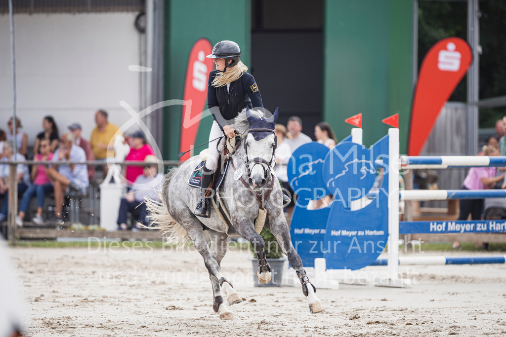 250628_PfSpTa_GP-633 | Deine schönsten Turniermomente als professionelle Fotos! Entdecke hochwertige Pferdesport-Fotografie im Online-Shop. Jetzt Fotos finden & bestellen!