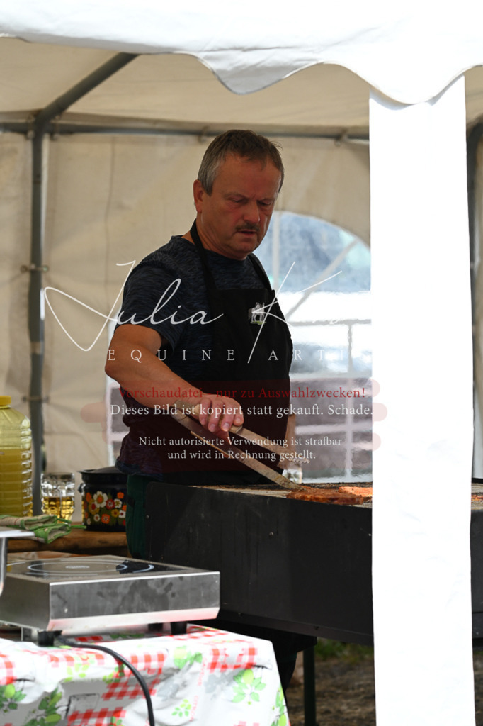 DSC_8644 | Pferde- und Turnierfotografie in Westsachsen. Pferdeportraits, Auftragszeichnungen und intuitive Kunst.