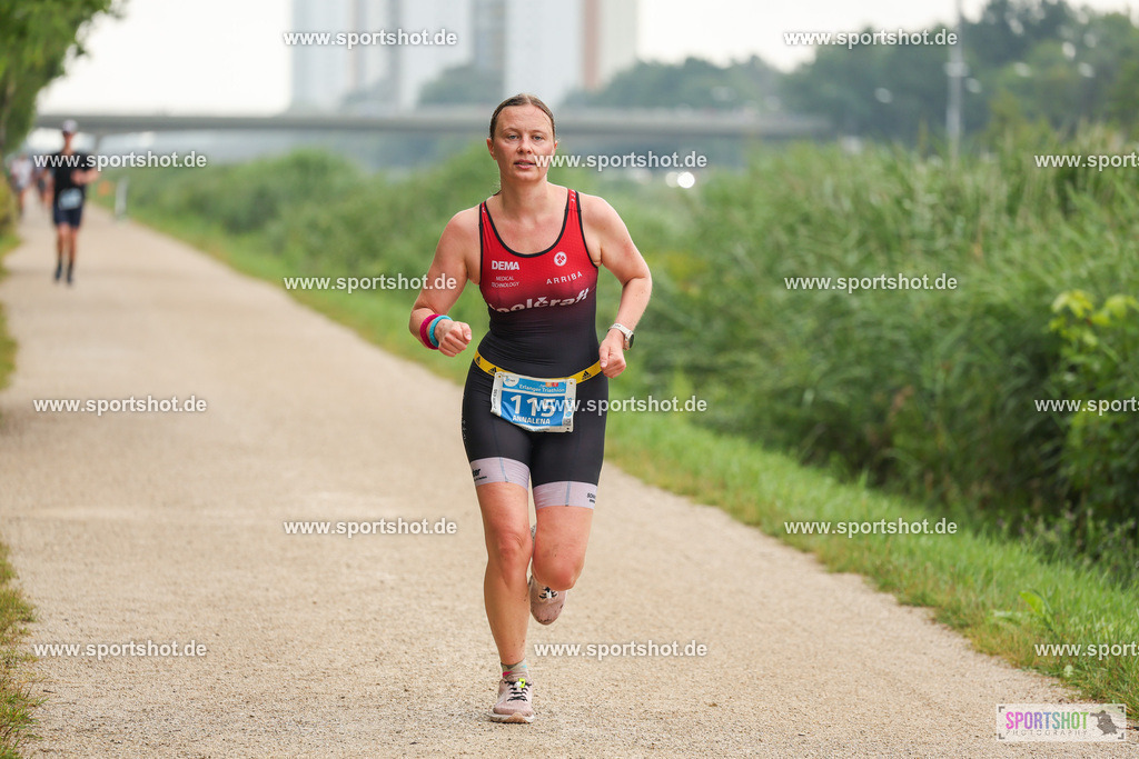 LUR_1896 | 34. M-net Erlanger Triathlon 2025 #erlangertriathlon  #mnettriathlon2025 #mnettriathlon #team #olympischedistanz #mitteldistanz #triathlon #maindonaukanal  #erlangertriathlon2025 #yourpictrs #tv1848 #tv1848erlangen  #triathlonbayern #sportinerlangen #demsportverbunden #sportshot_your_pictrs Copyright: www.sportshot.de