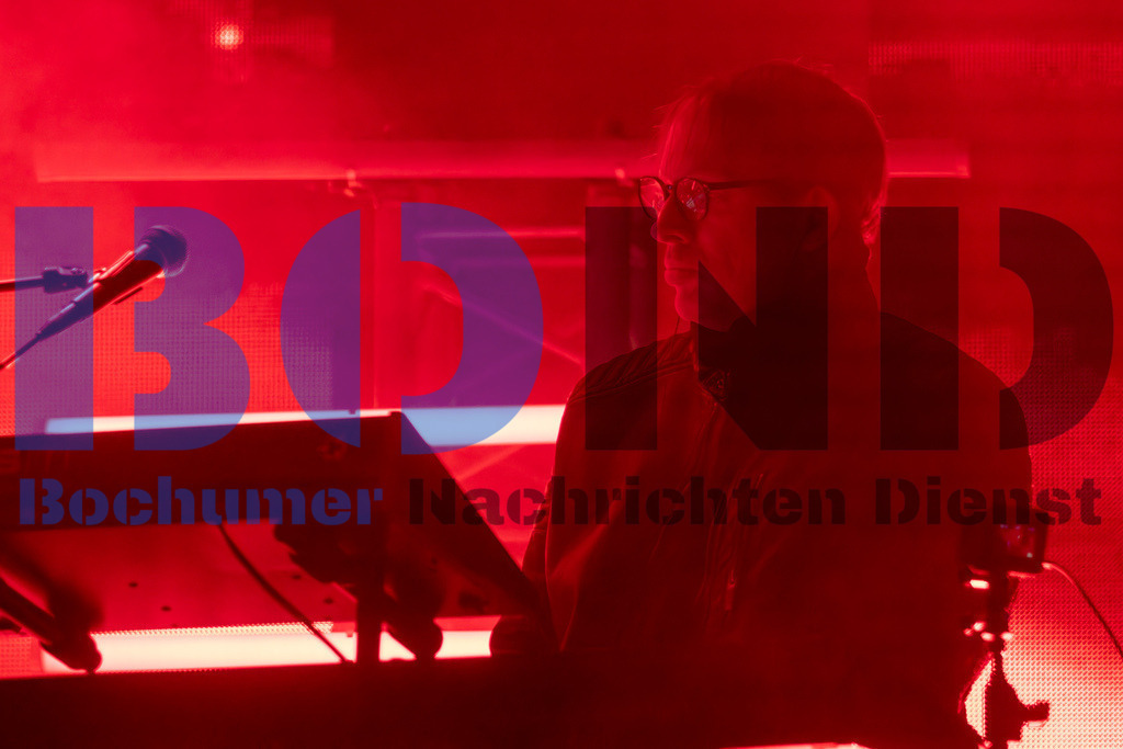 SES_ESSORI20250509-48 | bond - Realisiert mit Pictrs.com