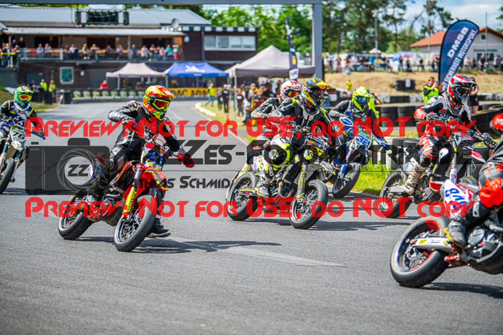 MaZZes_FotoMatrix_220529_7548 | Fotograf Mathias Schmid
Sportfotograf,
Eventfotograf,
Hochzeitsfotograf,
Portraitfotograf