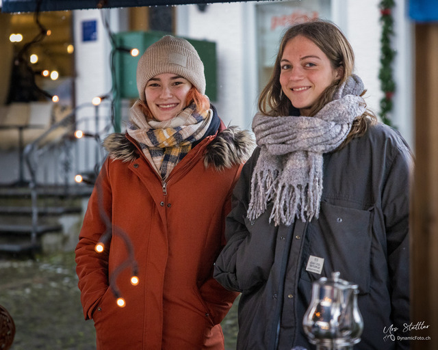 IMG_2022_12_10_0030259 | Professionelle Fotografen für Portrait-, Produkt-, Beauty -, Fashion-, kommerzielle - u. Hochzeitsfotografie sowie für Veranstaltungen. Lokal vor Ort oder in lokalen Studios.