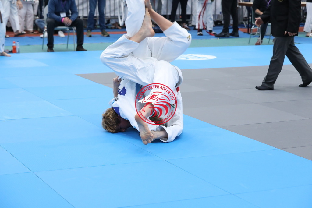 1J7A3393 | Fotos vom Adler Cup - Pictures from Adler Cup

Hier findet Ihr alle Eindrücke und großen Momente der Adler Cup Wochenenden. Here you will find all impressions and great moments of the Adler Cup weekends. - Realisiert mit Pictrs.com