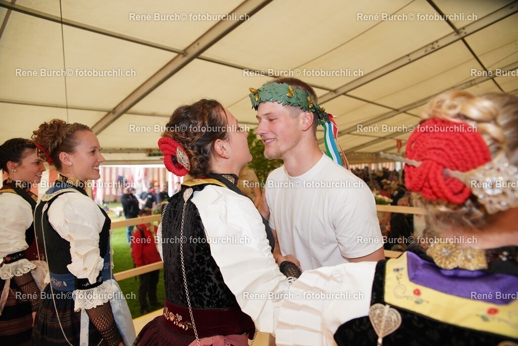 114 (106) | René Burch leidenschaftlicher Fotograf aus Kerns in Obwalden.  Hier finden sie Sport, Landschaft und Natur Fotografie.
 - Realisiert mit Pictrs.com