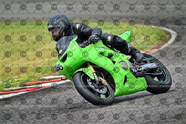 25bt02-0339 | markuskiefer.com - Realisiert mit Pictrs.com
