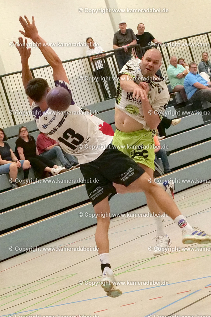 Handball : Verbandsliga Herren: HSG Hiesfeld /Aldenrade 2 - Tus 87/97 Alstaden  am 02.05.2026 in Dinslaken Hiesfeld | Handball : Verbandsliga Herren: HSG Hiesfeld /Aldenrade 2 - Tus 87/97 Alstaden  am 02.05.2026 in Dinslaken Hiesfeld - Realisiert mit Pictrs.com