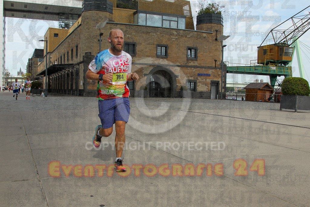 250920_1324_EV4_5437 | Sportfotografie im Rhein-Sieg Kreis, Köln, Bonn, NRW, Rheinland Pfalz, Hessen, etc. Unser Tätigkeitsfeld umfasst den Laufsport vom Volkslauf über den Marathon, Duathlon, Triathon bis zum Ultralauf wie Kölnpfad Ultra oder Schindertrail.