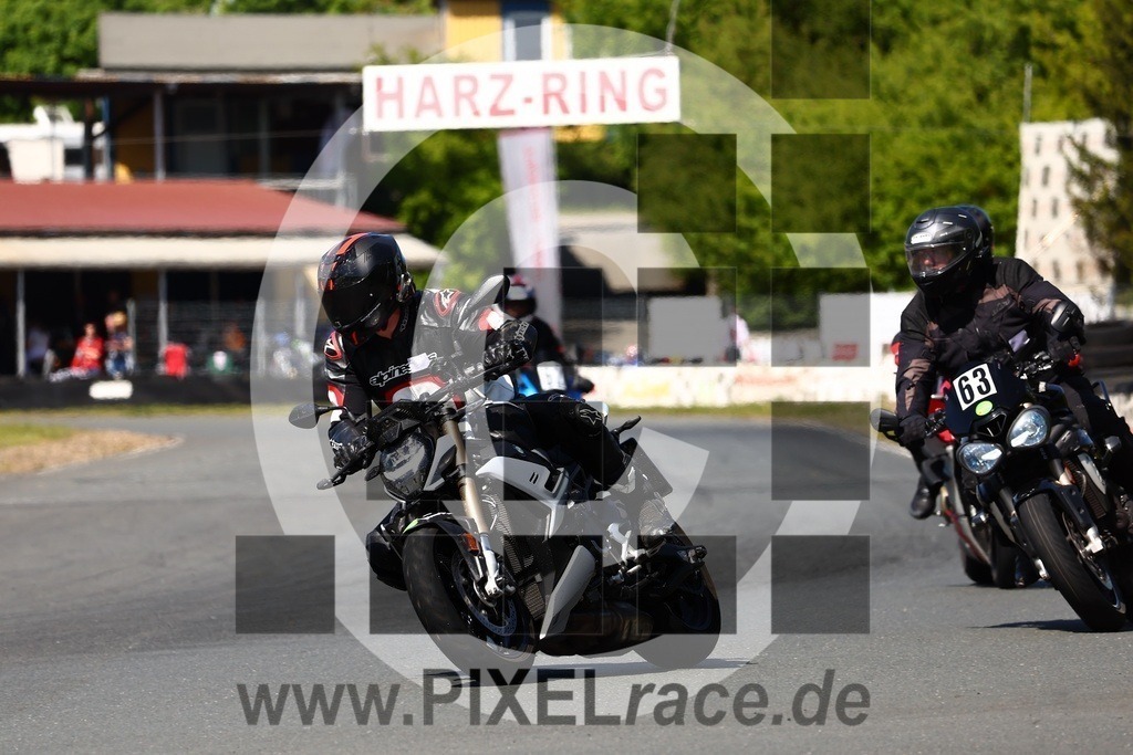 0063-20250510_01149 | Schöne Erinnerungen an spannende Momente - das festzuhalten ist unser Job. PIXELrace.de ist seit 2003 auf den Rennstrecken Europas unterwegs um die Action draußen beim Fahren und die wunderbare Stimmung imm Fahrerlager für euch einzufangen.