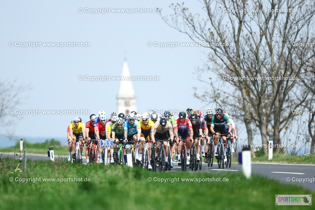 560_TRA55788 | Neusiedlersee Radmarathon 2026@sportshot_your_pictrs #yourpictures#roadtowm2029 #nrm #neusiedlerseeradmarathon #neusiedlersee #neusiedlerseetourismus #burgenland #mörbisch #nrm26 #burgenlandtourismus #voglundco #poweredbyburgenlandtourismus #radsport #rad #marathon #ucigranfondo #visitburgenland #ucigranfondoworldseries