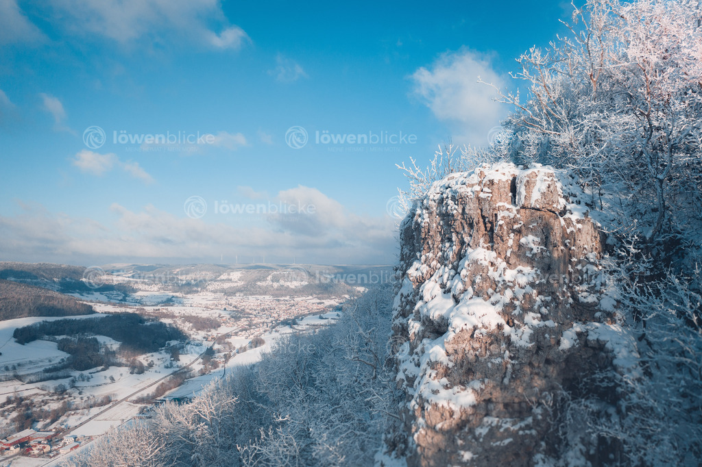 Messelstein oberhalb des Lautertals im Winter | löwenblicke | shop