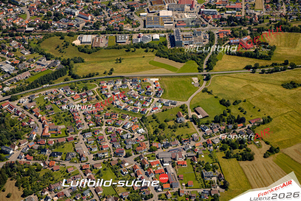 Das Luftbild zeigt : Frommern Balingen - Die Luftaufnahme wurde 2024 vom UL-Flugzeug aus erstellt ( keine Drohne ) - Hochauflösende Luftaufnahme - Für grossformatige Ausdrucke geeignet. Die Geschenkidee !Mit Lizenz und Bildrechte bestellbar