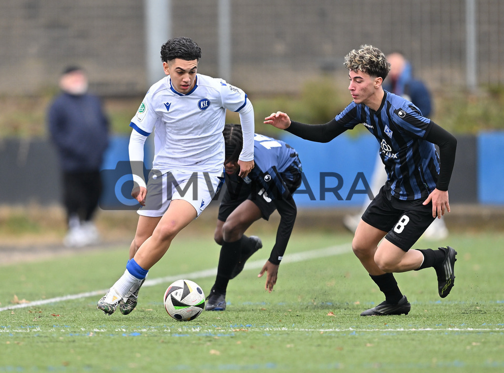 Fussball I Herren I Saison 2025-2026 I Bundesliga I 6. Spieltag I Eintracht Frankfurt - FC Bayern München  | MWMARA - Realisiert mit Pictrs.com