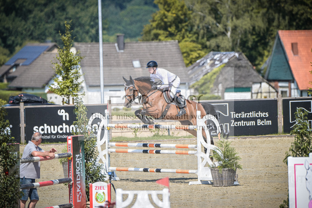 DOS_1293 | Entdecke hochwertige Reitturnierfotos von Foto Oger. Professionell, emotional und authentisch – jetzt Lieblingsmomente im Shop bestellen.Deutschlandweite Turnierfotografie. - Realisiert mit Pictrs.com