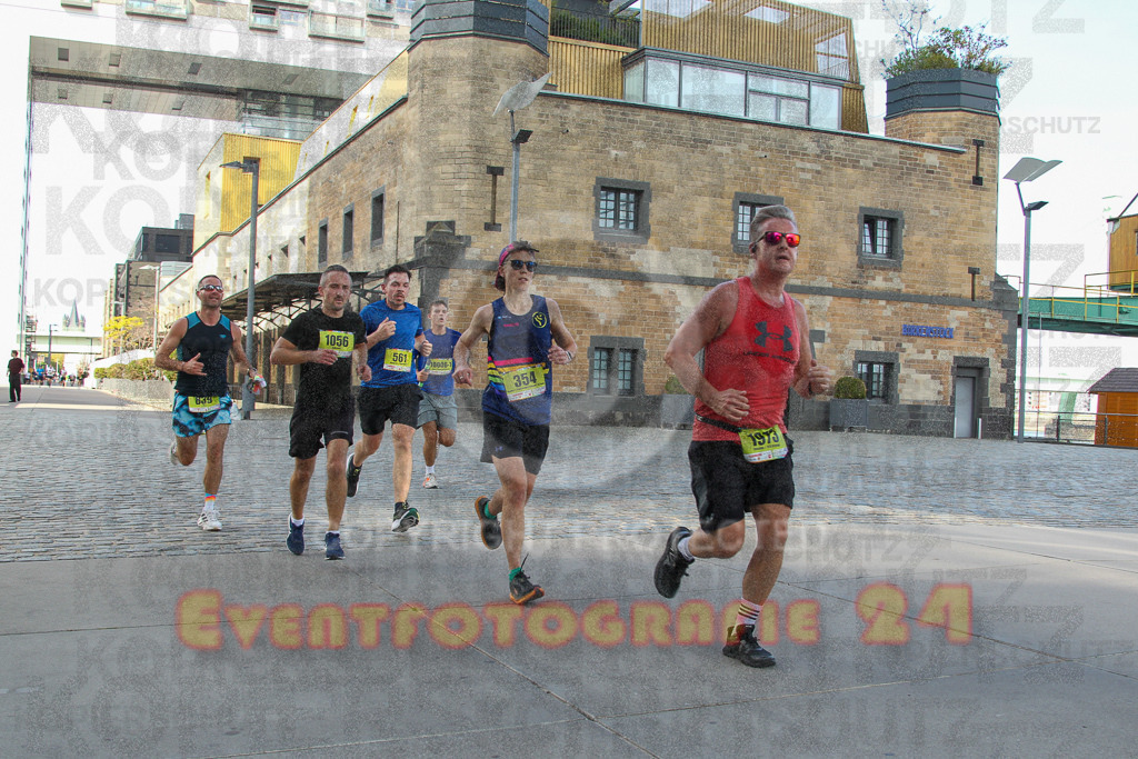 250920_1451_EV4_7287 | Sportfotografie im Rhein-Sieg Kreis, Köln, Bonn, NRW, Rheinland Pfalz, Hessen, etc. Unser Tätigkeitsfeld umfasst den Laufsport vom Volkslauf über den Marathon, Duathlon, Triathon bis zum Ultralauf wie Kölnpfad Ultra oder Schindertrail.