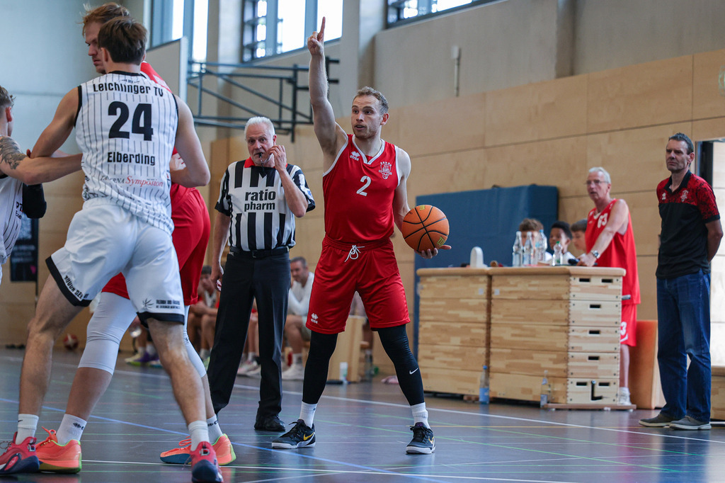 Pro A BAYER GIANTS vs Leichlinger TV  Test-68 | Fotos von Basketballspielen aus dem Raum NRW fotografiert von Gero Mueller-Laschet und Daniel Schaefer - Realisiert mit Pictrs.com