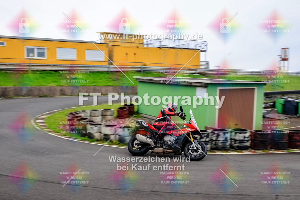 _TCM2966 | Hier findet Ihr Bilder von Touristenfahrten auf der Nürburgring Nordschleife oder von anderen Veranstaltungen die ich besucht habe. Viel Spass beim Durch Schauen 