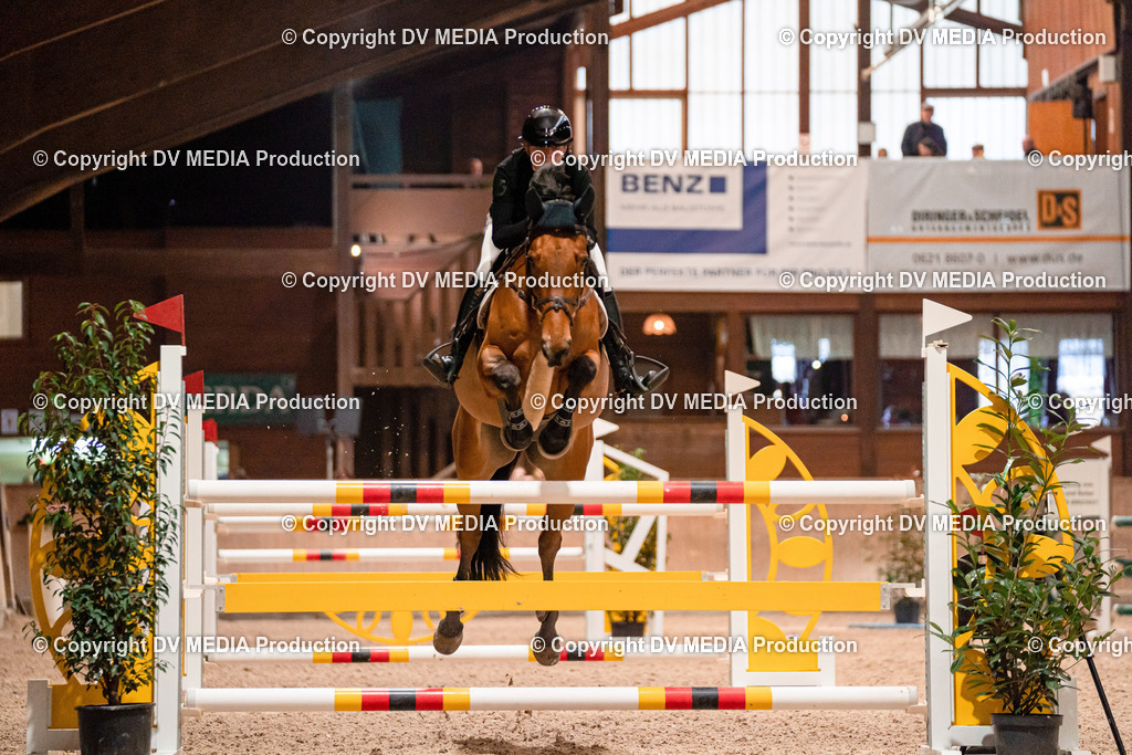 Springen Tag 2-857 | dv-media-shop - Realisiert mit Pictrs.com