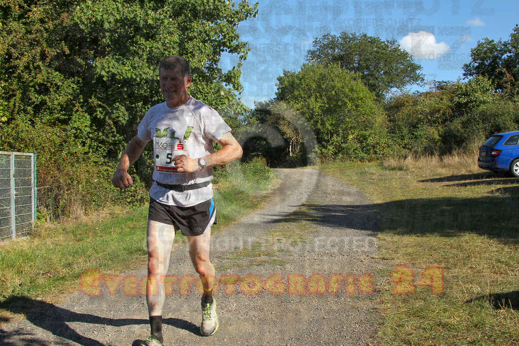 250830_1658_EV4_4730 | Sportfotografie im Rhein-Sieg Kreis, Köln, Bonn, NRW, Rheinland Pfalz, Hessen, etc. Unser Tätigkeitsfeld umfasst den Laufsport vom Volkslauf über den Marathon, Duathlon, Triathon bis zum Ultralauf wie Kölnpfad Ultra oder Schindertrail.