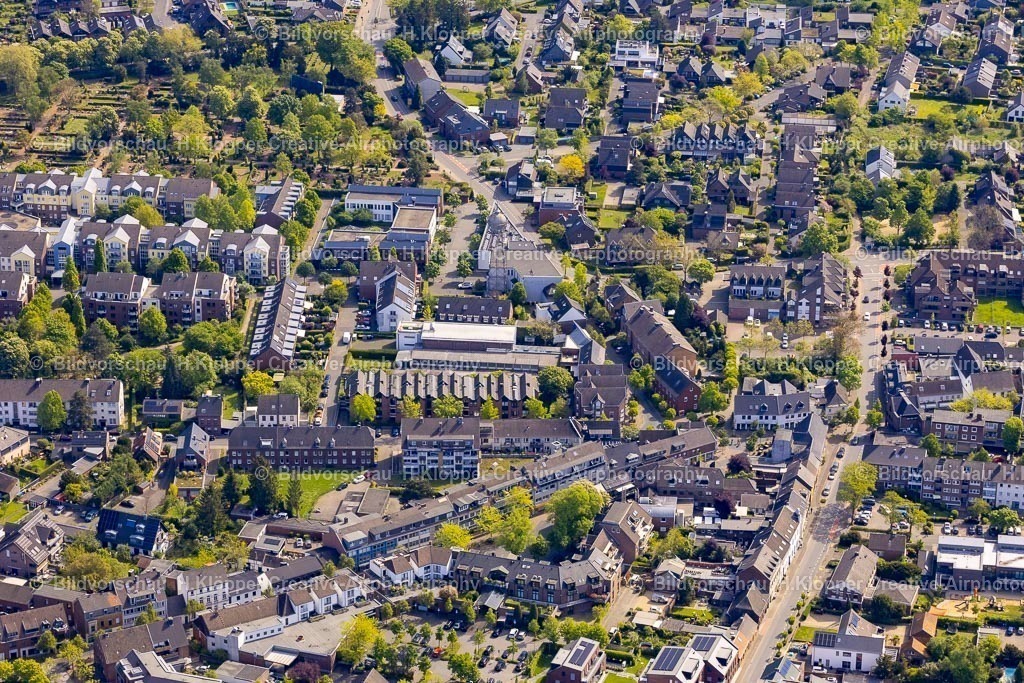 Luftbilder Meerbusch-0596 | LuftbildfotografieOrtsansicht in Meerbusch im Bundesland Nordrhein-Westfalen, Deutschland - Realisiert mit Pictrs.com