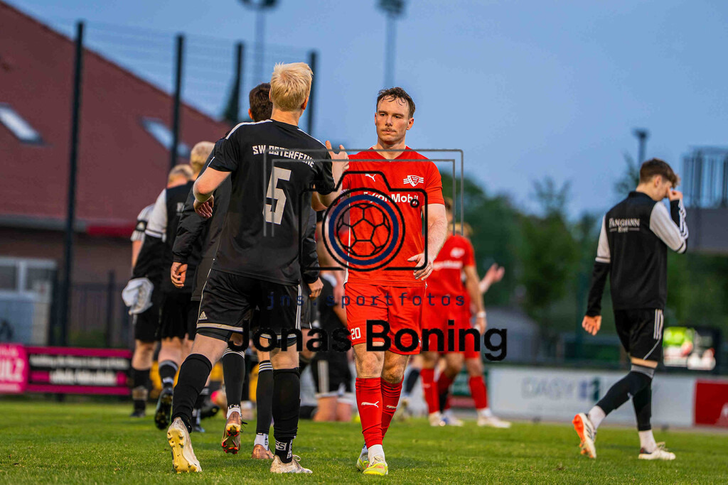 Fußball I Herren I Saison 2025-2026 I Bezirksliga Weser-Ems 4 I 19. Spieltag I VfL Oythe - SW Osterfeine I 08084 | jns.sportfotos - Realisiert mit Pictrs.com