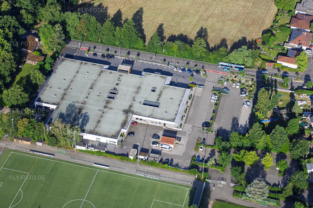 Luftbild: technologiepark aus Nordosten mit MVZ Herxheim GbR und MRT Radiologie LD-SUEW in Herxheim bei Landau im Bundesland Rheinland-Pfalz in Deutschland. – Foto: IMG_157305.jpg vom 18.06.2026 durch Werner Riehm/FLY-FOTO.de – Auflösung des Originals: 5355 x 3570 px – MVZ Herxheim - Fach- & Hausärzte – Radiologie Landau: Ihre Radiologie in der Südpfalz!