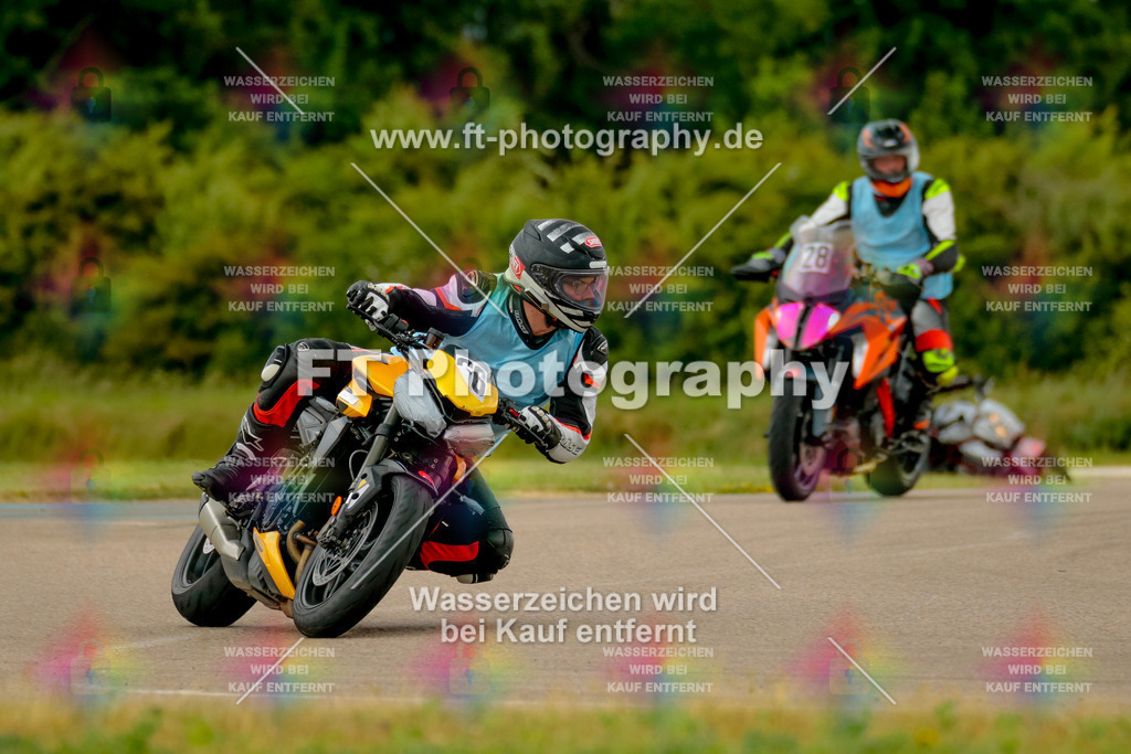 _7D21594 | Hier findet Ihr Bilder von Touristenfahrten auf der Nürburgring Nordschleife oder von anderen Veranstaltungen die ich besucht habe. Viel Spass beim Durch Schauen 