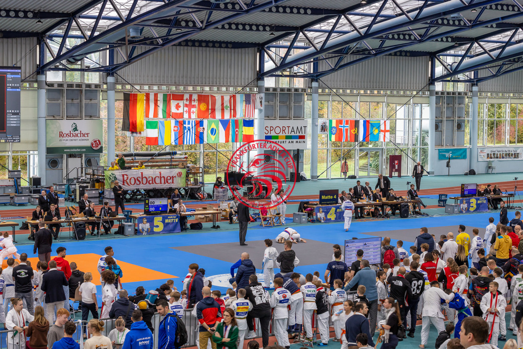 Internationaler Adler Cup 2024 | Foto vom Internationalen Adler Cup Judo Turnier im Sport- und Freizeitzentrum Kalbach im Oktober 2024 - Realisiert mit Pictrs.com