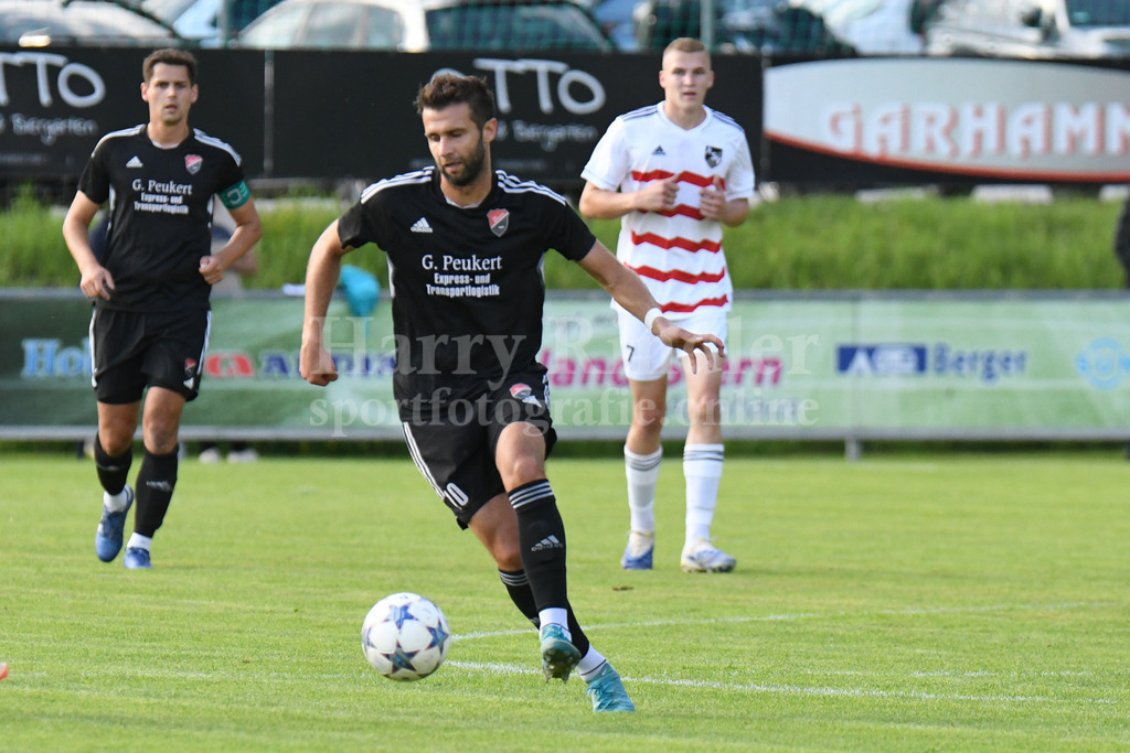  TSV Seebach : ASV Burglengenfeld | Christoph Beck (Kapitän TSV Seebach #10) - Realisiert mit Pictrs.com