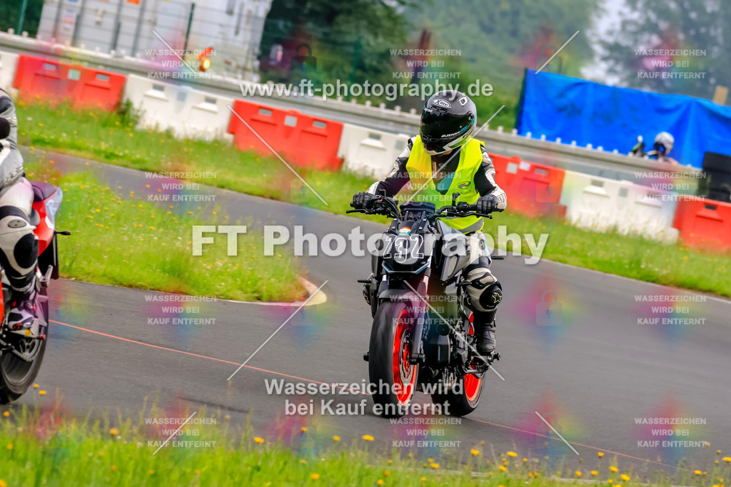 VBK-6775 | Hier findet Ihr Bilder von Touristenfahrten auf der Nürburgring Nordschleife oder von anderen Veranstaltungen die ich besucht habe. Viel Spass beim Durch Schauen 