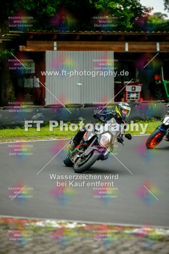 VBK-4155 | Hier findet Ihr Bilder von Touristenfahrten auf der Nürburgring Nordschleife oder von anderen Veranstaltungen die ich besucht habe. Viel Spass beim Durch Schauen 