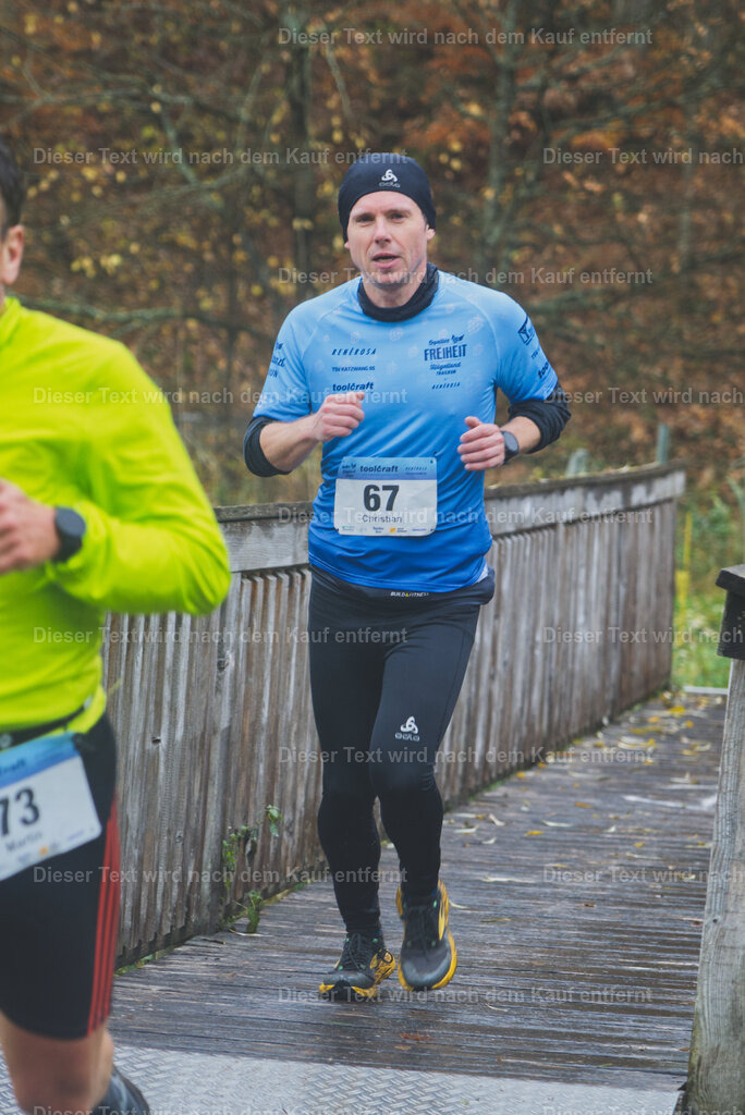 cineathletes-huegelland-2025-11-09-10-44-58 | Sportfotografie rund um Obstacle Course Racing und Trail Run - Realisiert mit Pictrs.com