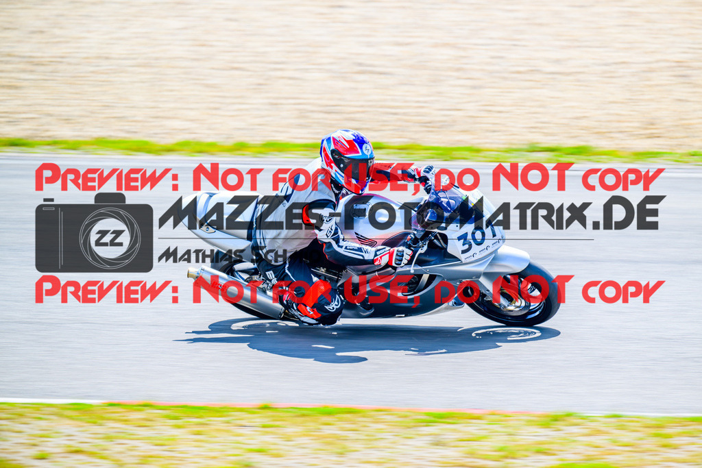 MaZZes_FotoMatrix_240717_6007705_2-18 | INST