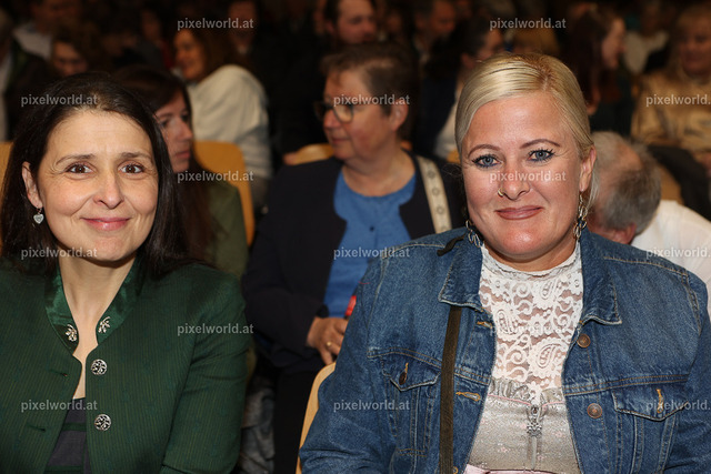 Frühlingskonzert der Stadtkapelle Feldkirchen - 10 Jahre Musik / 10 Jahre Dirigent | Bildershop von pixelworld.at - Realisiert mit Pictrs.com