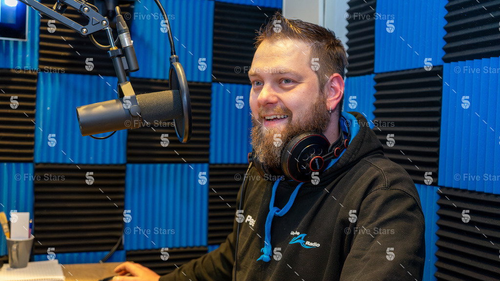 DSC00523_mitLogo13 | Five Stars Fotografie und Videografie fängt Ihre besonderen Momente mit atemberaubenden Bildern und hochwertigen Videos ein. Perfekt für Hochzeiten, Events und mehr – lassen Sie sich von unserer Expertise und Kreativität begeistern.