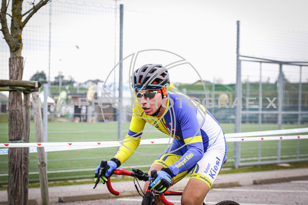 ..... | AUSTRIA, 24.11.24, 3.Radquerfeldein GP um das Sportzentrum Gunskirchen Image shows: Photo: Wapics / Andreas Willdoner