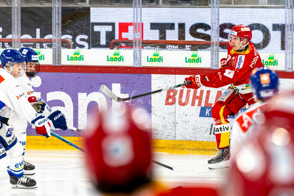 EHCB vs GCK 20260104-6022 | Sportbilder, Sportfotograf, Hochzeits- und Eventfotografin, Flugshows, Portraits und Tiershooting, Aviation, Downhill, Nationalleague, Swissleague, International
