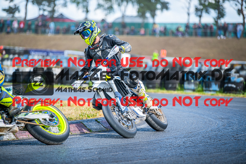 MaZZes_FotoMatrix_220529_6605 | Fotograf Mathias Schmid
Sportfotograf,
Eventfotograf,
Hochzeitsfotograf,
Portraitfotograf