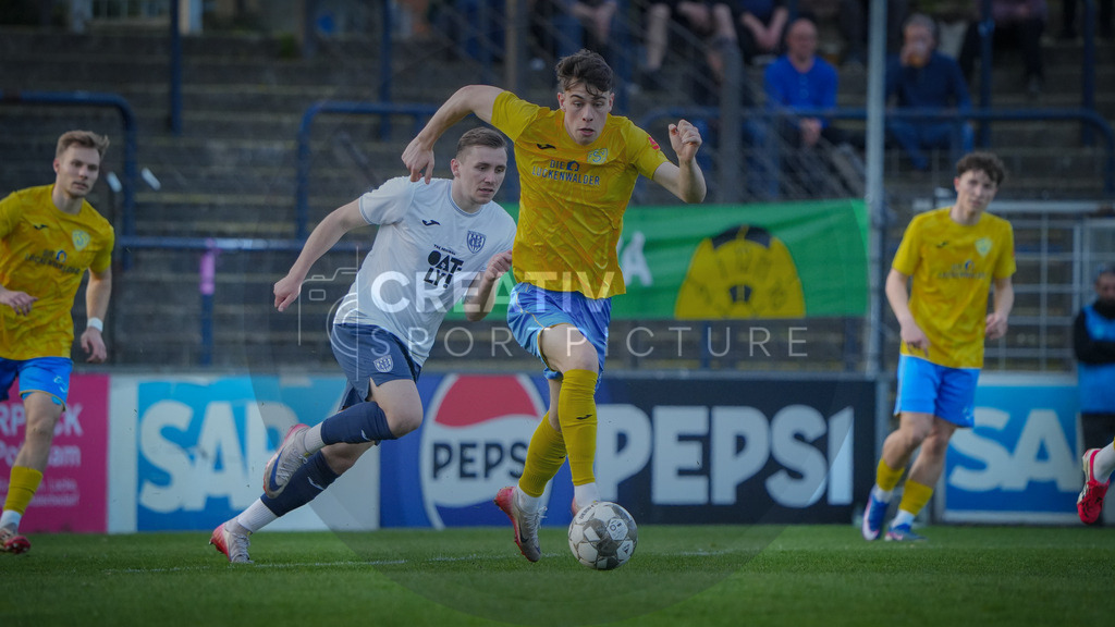 Fußball, Herren, Saison 2025/2026, Regionalliga Nordost, 30. Spieltag, FSV 63 Luckenwalde vs. SV Babelsberg 03, Freitag 17.04.2026, Karl-Liebknecht-Stadion Potsdam | Fußball, Herren, Saison 2025/2026, Regionalliga Nordost, 30. Spieltag, FSV 63 Luckenwalde vs. SV Babelsberg 03, Freitag 17.04.2026, Karl-Liebknecht-Stadion Potsdam, Im Bild: Tim Maciejewski (Luckenwalde) - Realisiert mit Pictrs.com