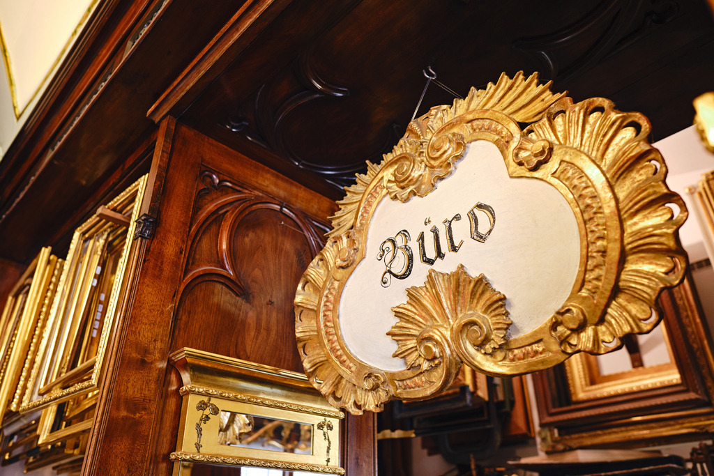 Bühlmayer Hofvergolder | WIen, Austria - April 29, 2025; C. Bühlmayer - K.u.K. Hofvergolder. - Realisiert mit Pictrs.com