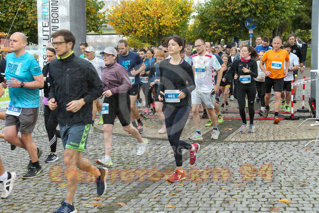 241020_0920_EX1_6956 | Sportfotografie im Rhein-Sieg Kreis, Köln, Bonn, NRW, Rheinland Pfalz, Hessen, etc. Unser Tätigkeitsfeld umfasst den Laufsport vom Volkslauf über den Marathon, Duathlon, Triathon bis zum Ultralauf wie Kölnpfad Ultra oder Schindertrail.