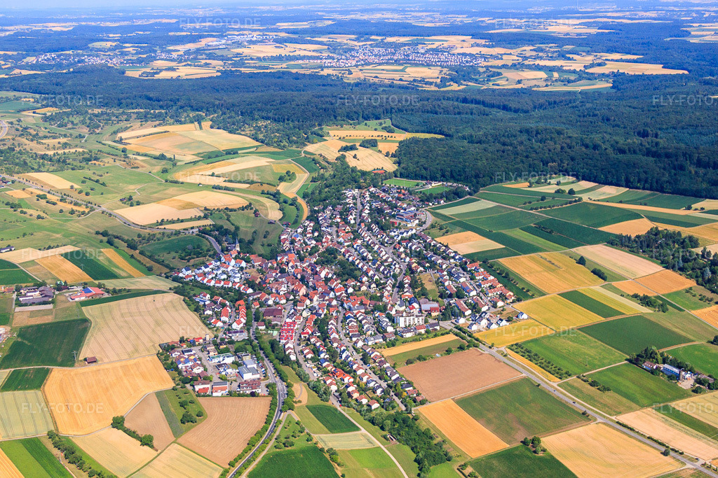 Luftbild: Ortsansicht von Südosten im Ortsteil Gebersheim in Leonberg im Bundesland Baden-Württemberg in Deutschland. – Foto: IMG_70082.jpg vom 06.07.2014 durch Werner Riehm/FLY-FOTO.de – Auflösung des Originals: 4396 x 2931 px