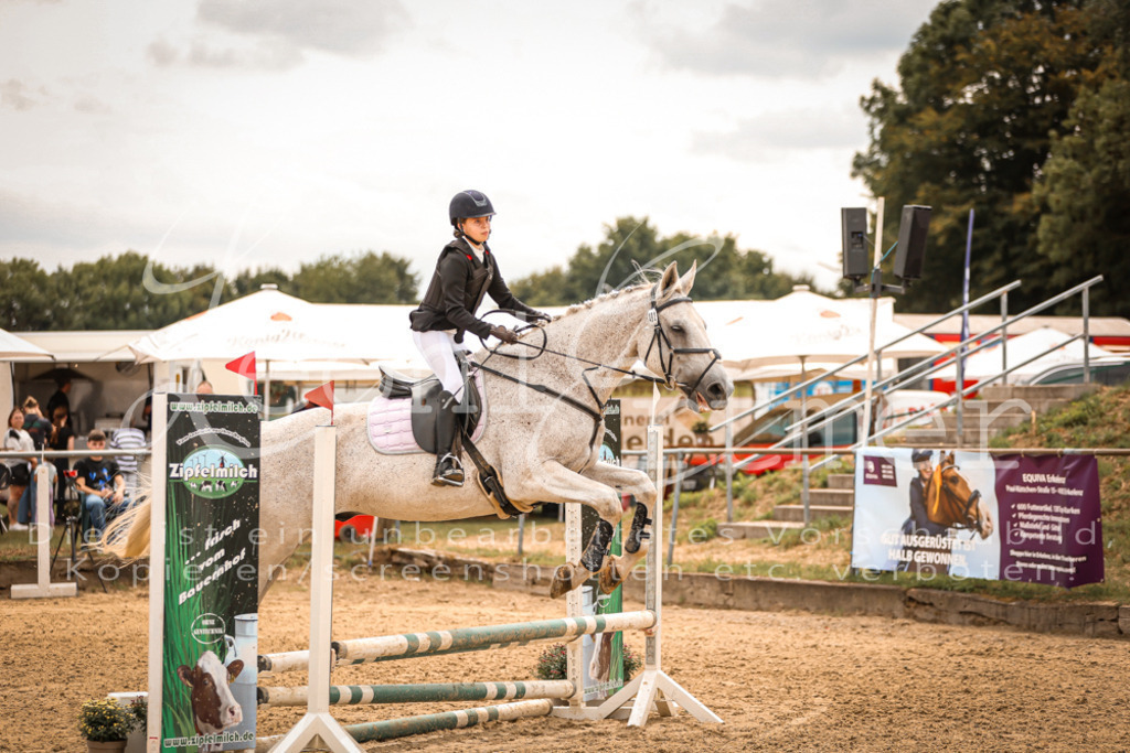 06.SoSpWB00237 | Leoni Ertmer Photography - Realisiert mit Pictrs.com