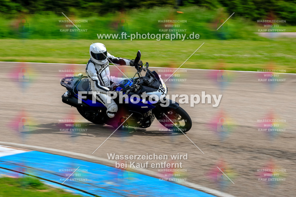 MotoTeam-9369 | Hier findet Ihr Bilder von Touristenfahrten auf der Nürburgring Nordschleife oder von anderen Veranstaltungen die ich besucht habe. Viel Spass beim Durch Schauen 