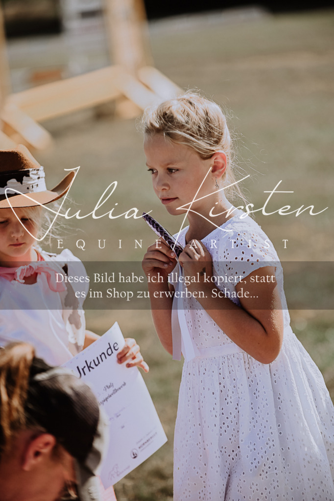 DSC_9266 | Pferde- und Turnierfotografie in Westsachsen. Pferdeportraits, Auftragszeichnungen und intuitive Kunst.