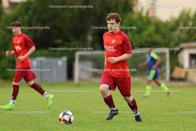 Fußball I Junioren I Kreispokal Lübeck I Finale I JSG Concordia Lübeck - TSV Siems I 09.06.2025.080 | Liann Florian (4, TSV Siems) - Realisiert mit Pictrs.com