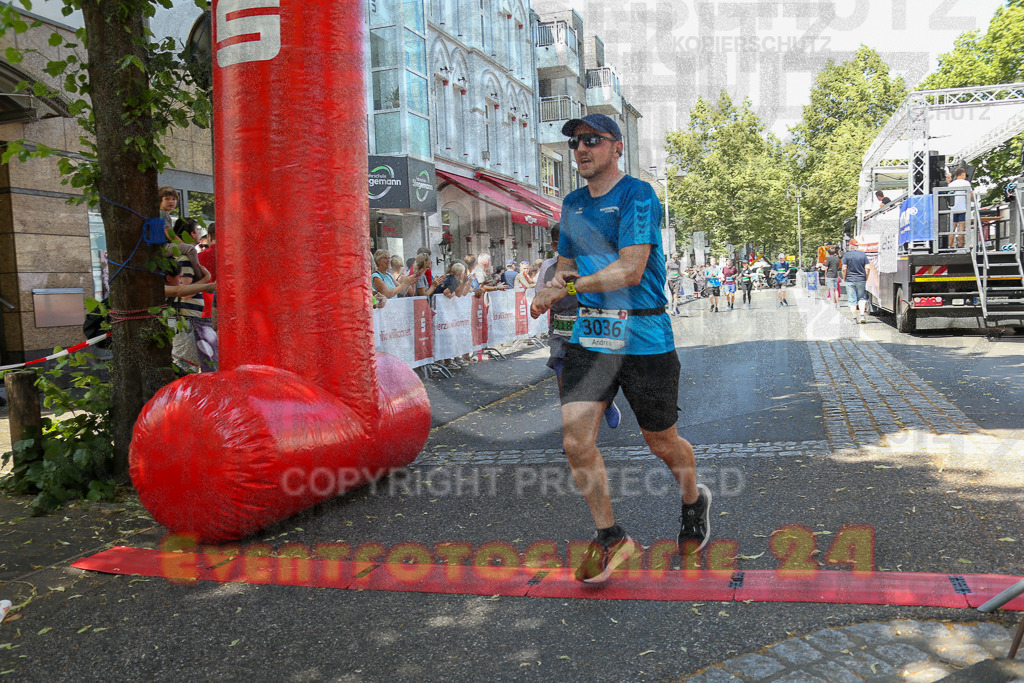 250621_1215_EX1_5422 | Sportfotografie im Rhein-Sieg Kreis, Köln, Bonn, NRW, Rheinland Pfalz, Hessen, etc. Unser Tätigkeitsfeld umfasst den Laufsport vom Volkslauf über den Marathon, Duathlon, Triathon bis zum Ultralauf wie Kölnpfad Ultra oder Schindertrail.