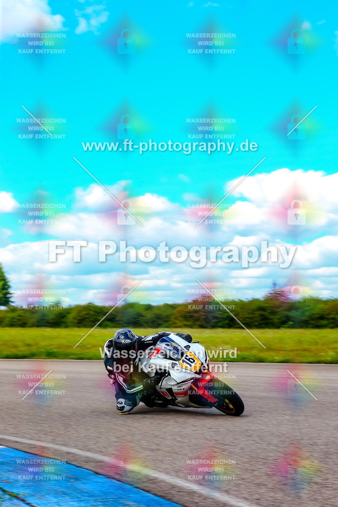 016-6638 | Hier findet Ihr Bilder von Touristenfahrten auf der Nürburgring Nordschleife oder von anderen Veranstaltungen die ich besucht habe. Viel Spass beim Durch Schauen 