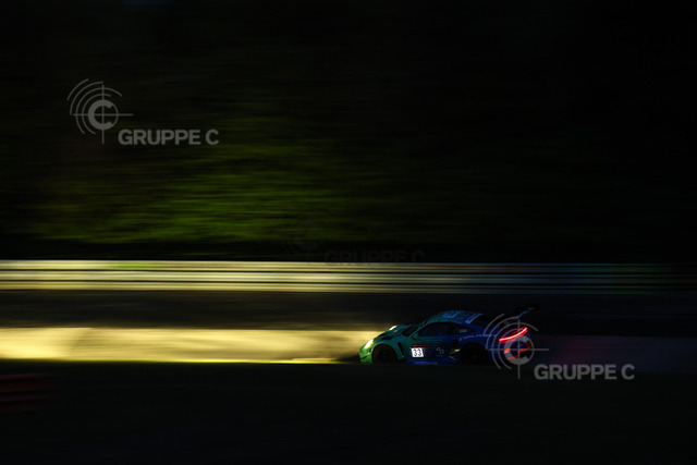 24hNbr23_051821531600147PF | Motorsport-Fotografie: DTM, 24h Nürburgring und GT-Action in hochauflösenden Bildern. Entdecke packende Rennmomente & Impressionen direkt aus der Boxengasse. - Realisiert mit Pictrs.com